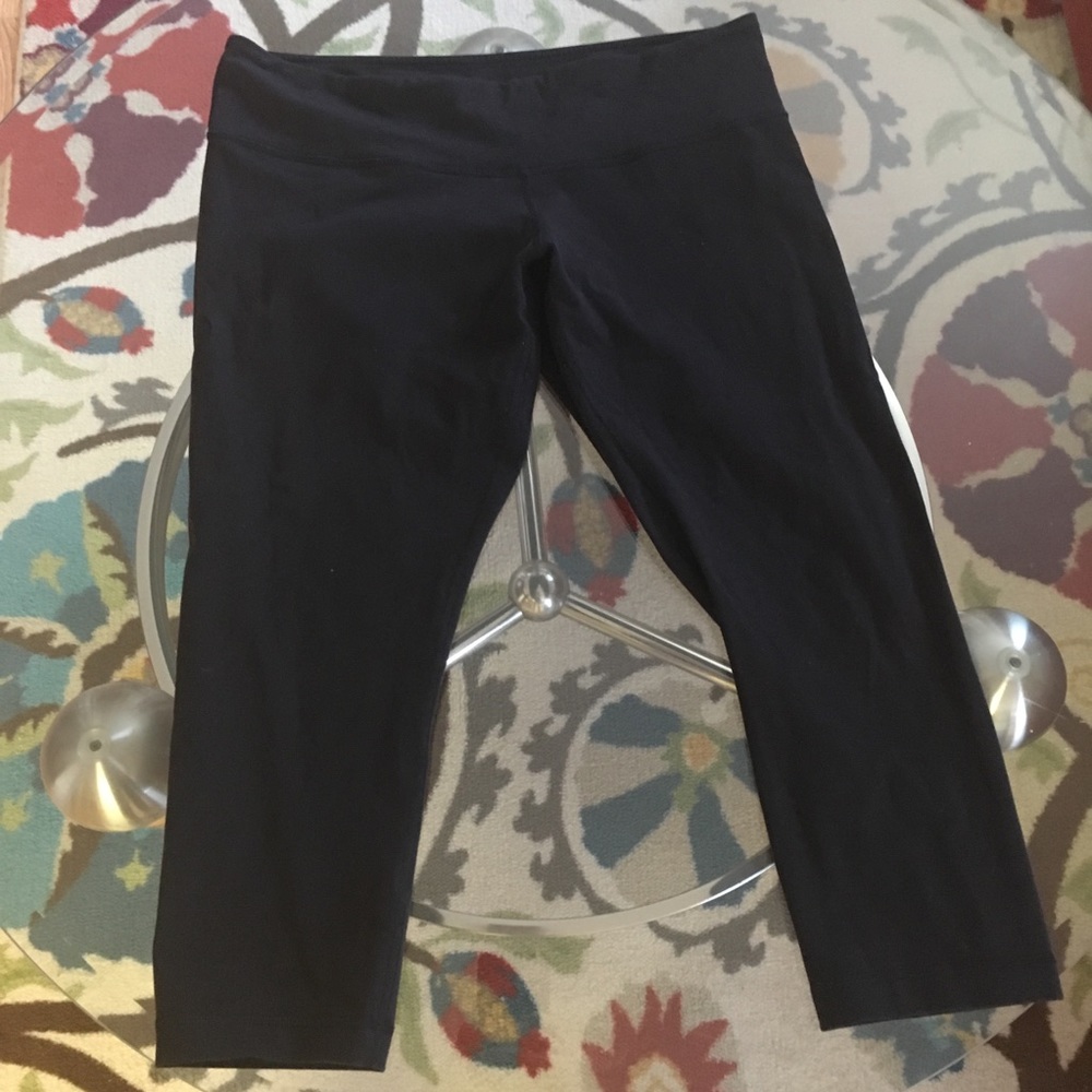 Lululemon Wunder Under Crops